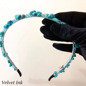 Nordstroms Turquoise Beaded No Pinch Hair